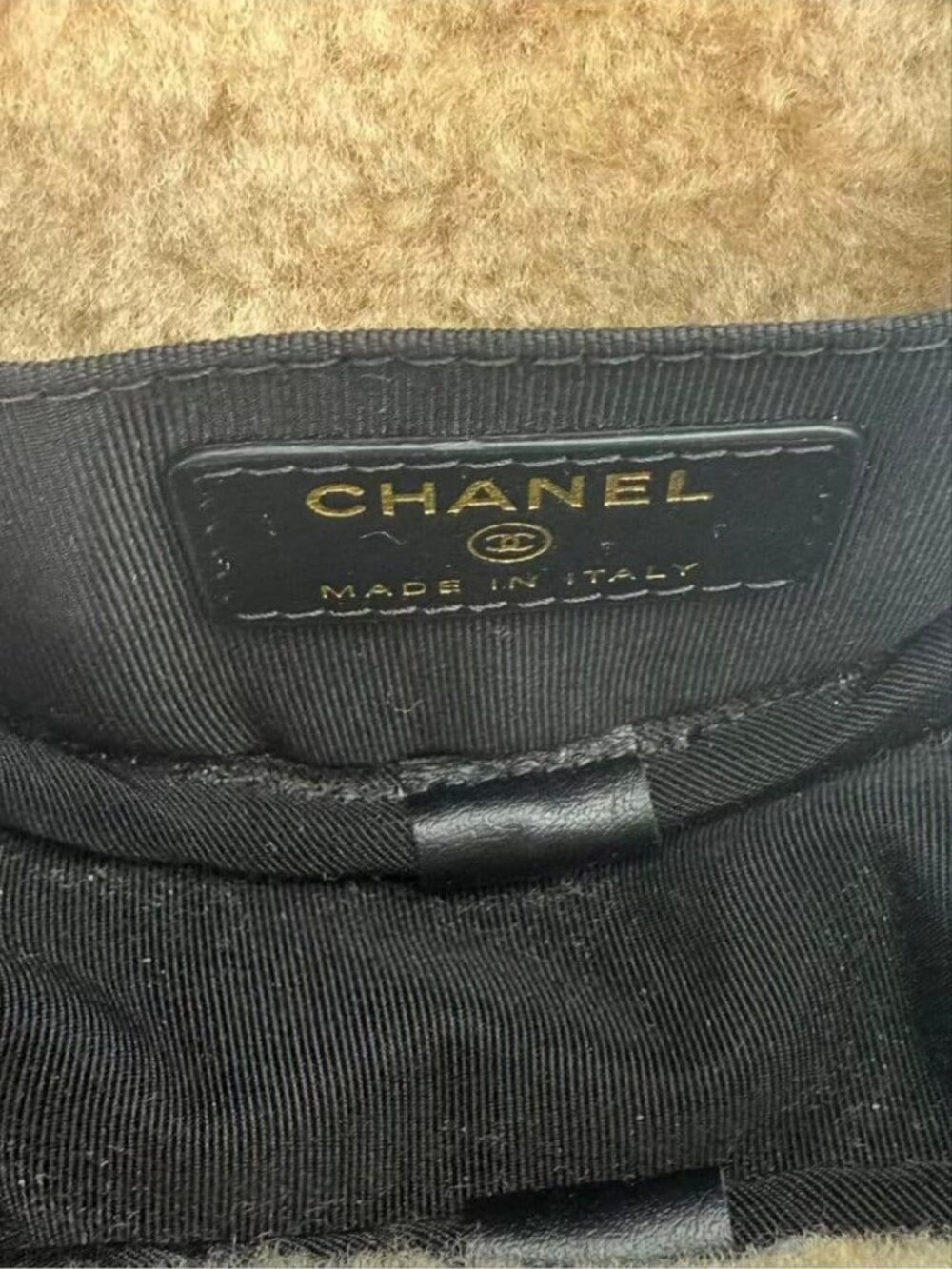 Chanel Teddy Shearling Round Bag - Picture 5 of 6